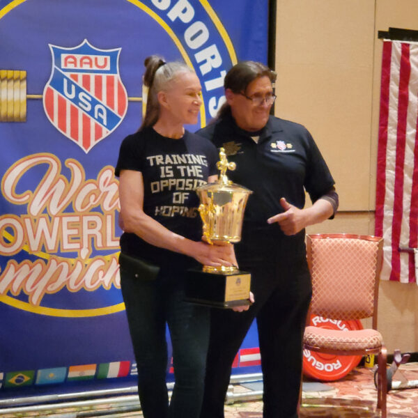 powerlifting retreats teach squat bench deadlift techniques by world champion female powerlifter debra stefan